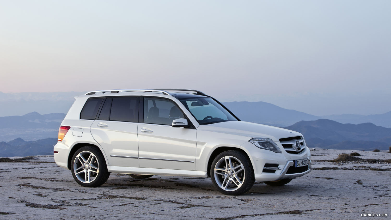 Comparison Mercedes Benz GLK Class GLK350 Vs Mercedes Benz GLA